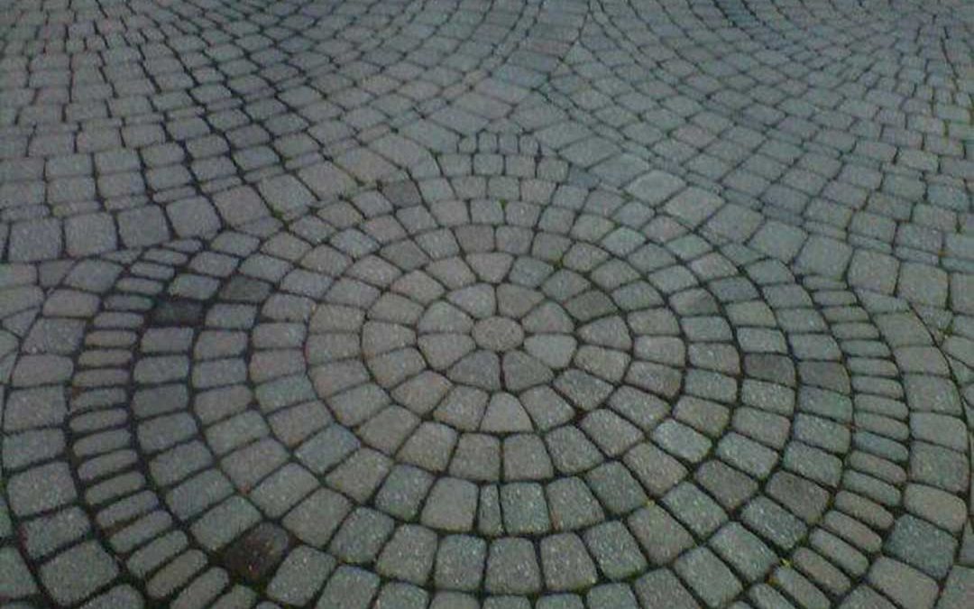 interlocking stone patio