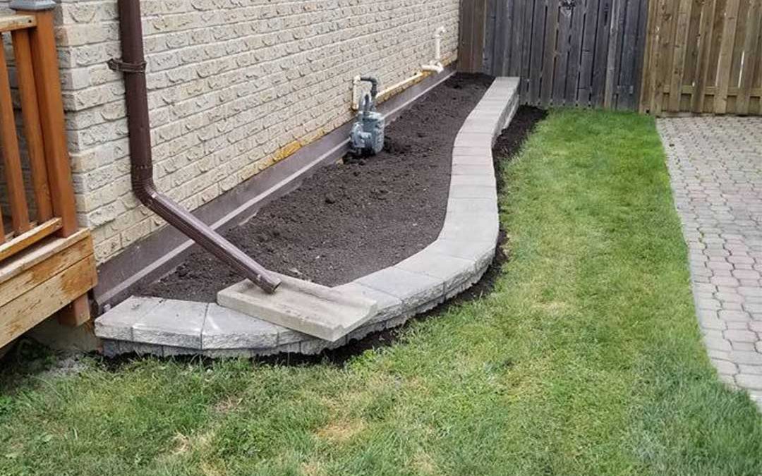 interlocking stone retaining wall